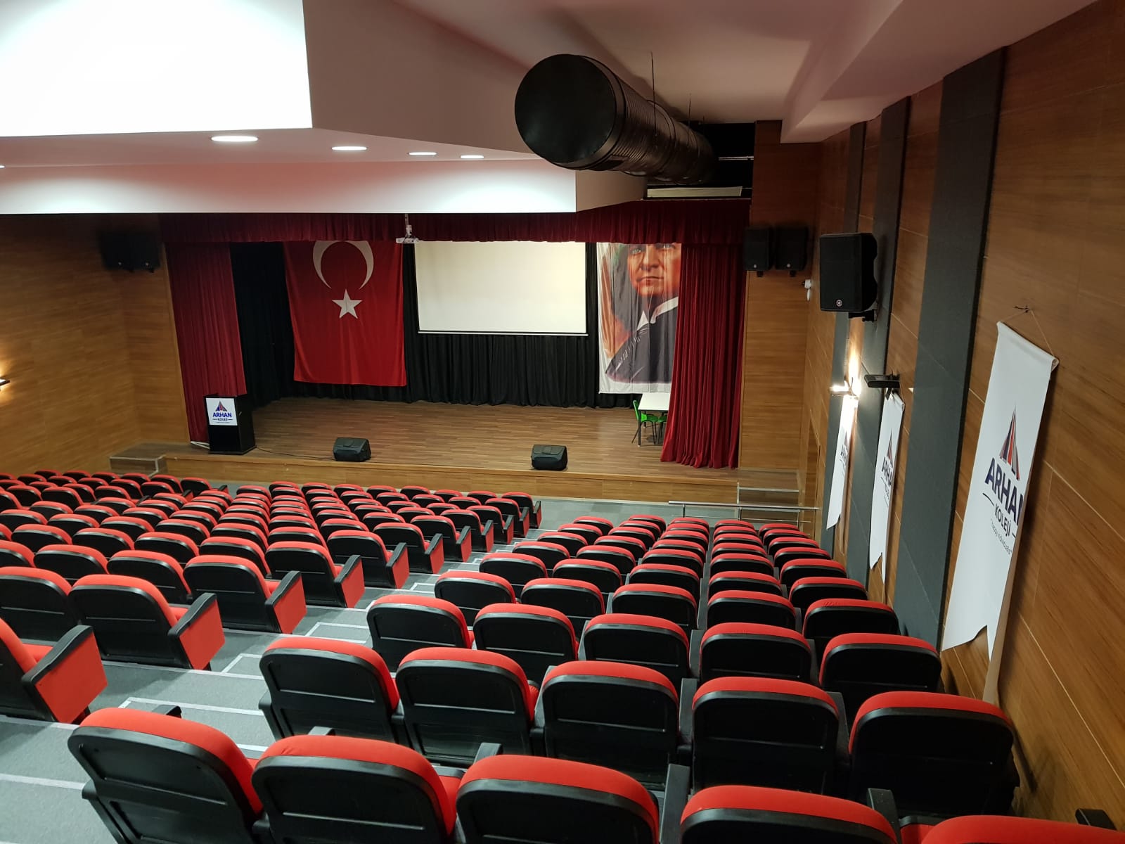 UŞAK ARHAN KOLEJİ